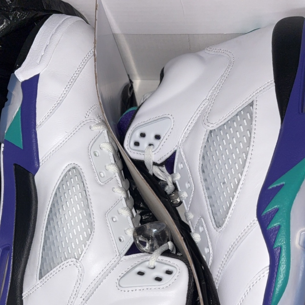 Grape 5s size 11